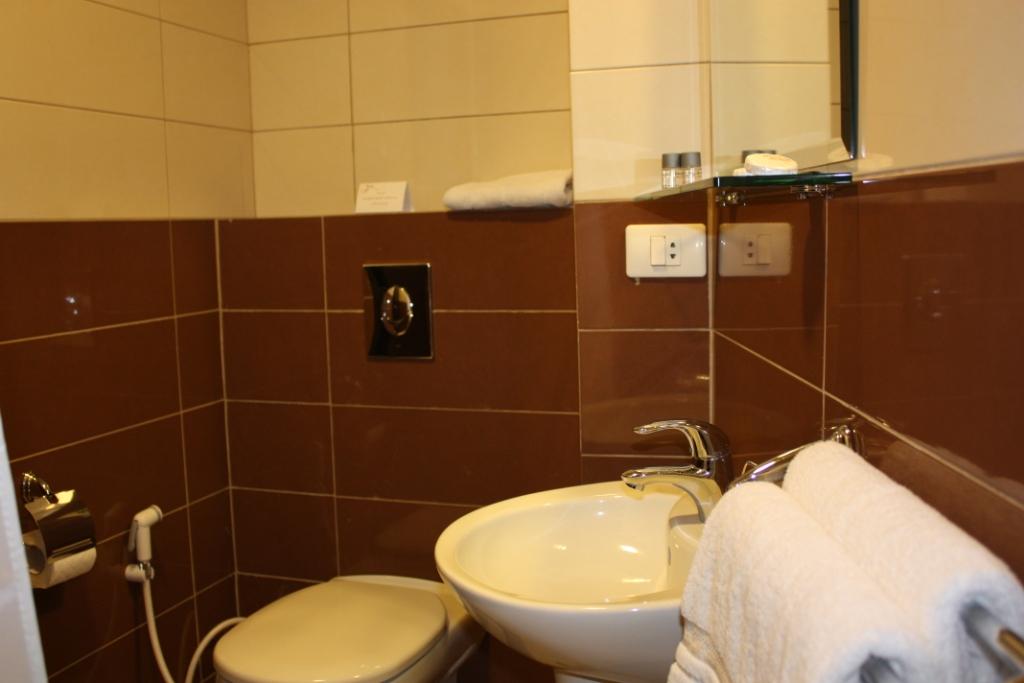 Mozart Hotel Бейрут Екстер'єр фото