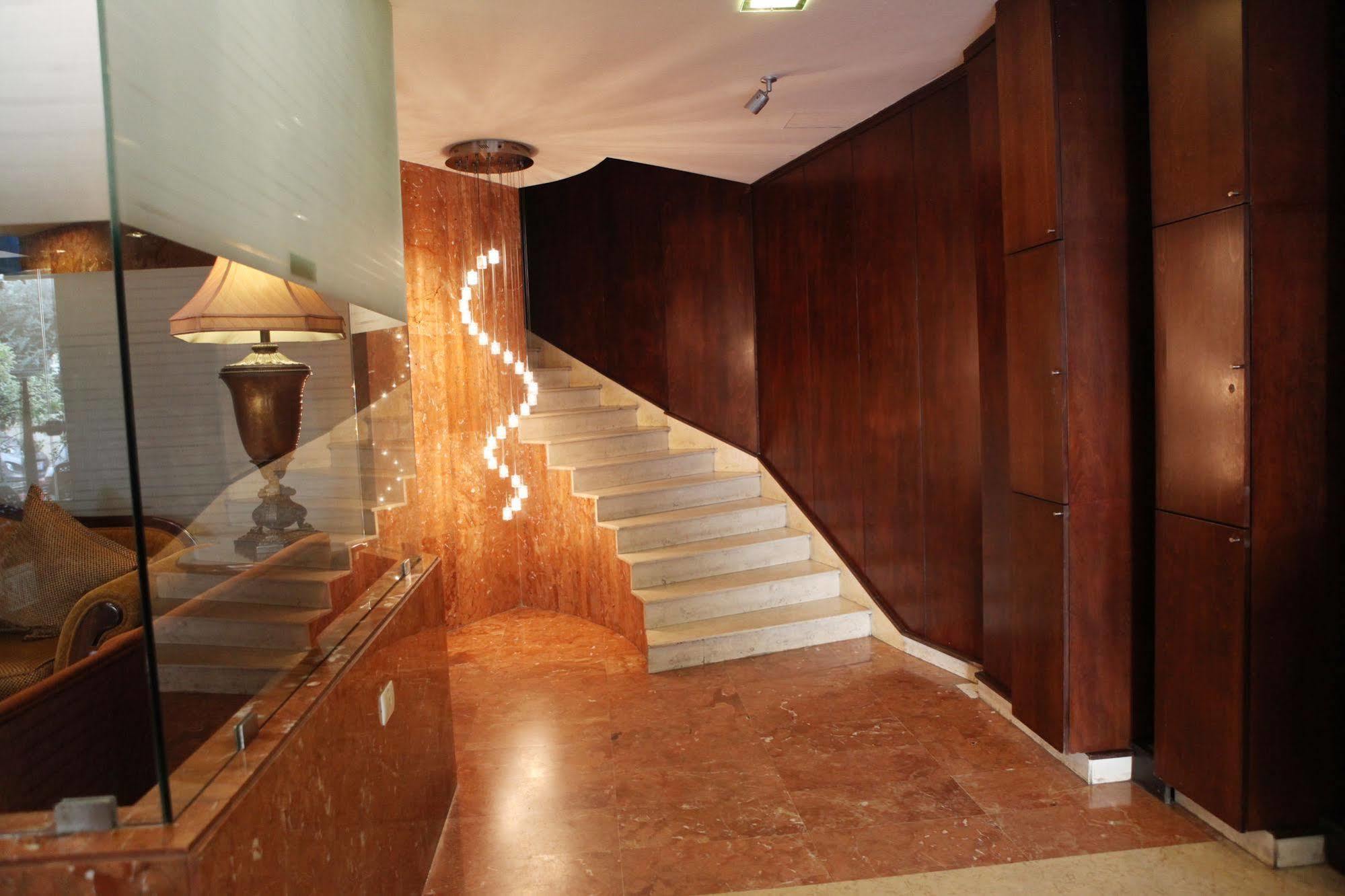 Mozart Hotel Бейрут Екстер'єр фото